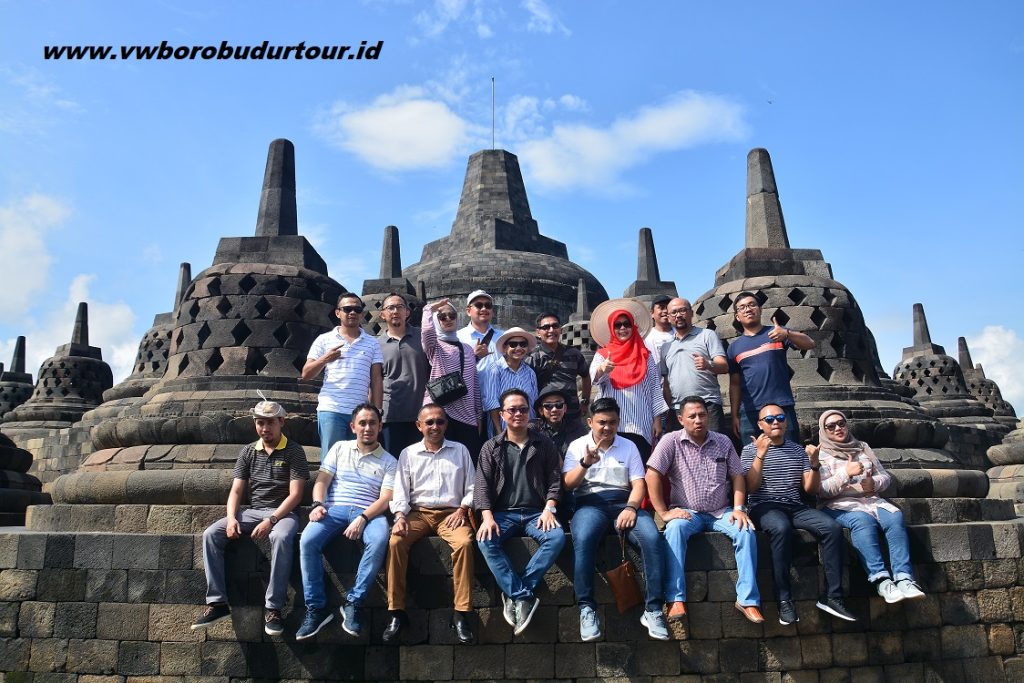 vw tour jogja candi borobudur